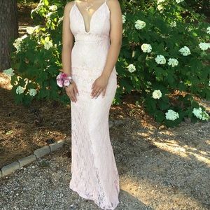 Beautiful Long Lace prom dress